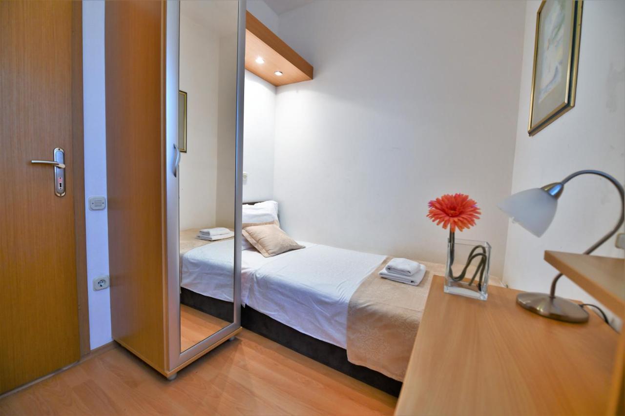 Villa Nora Tucepi Ngoại thất bức ảnh