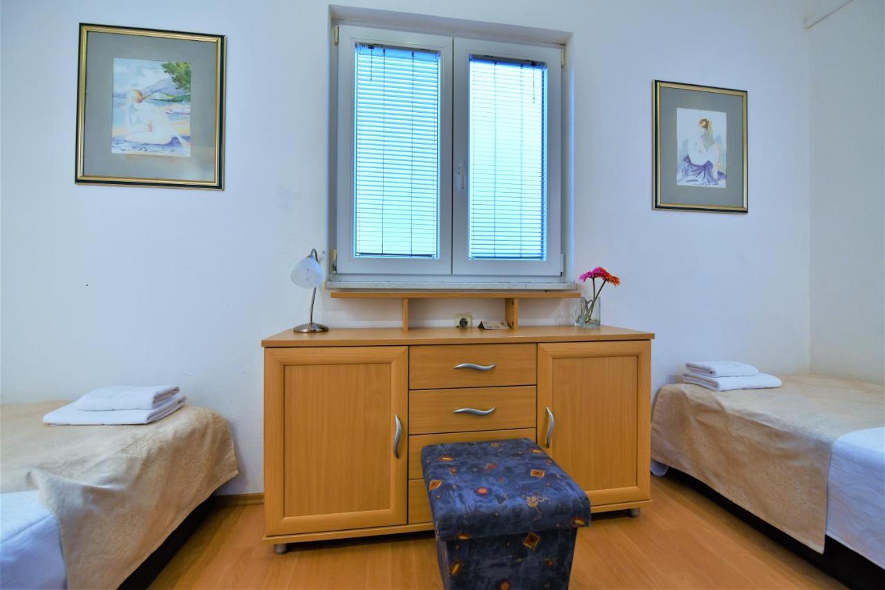 Villa Nora Tucepi Ngoại thất bức ảnh
